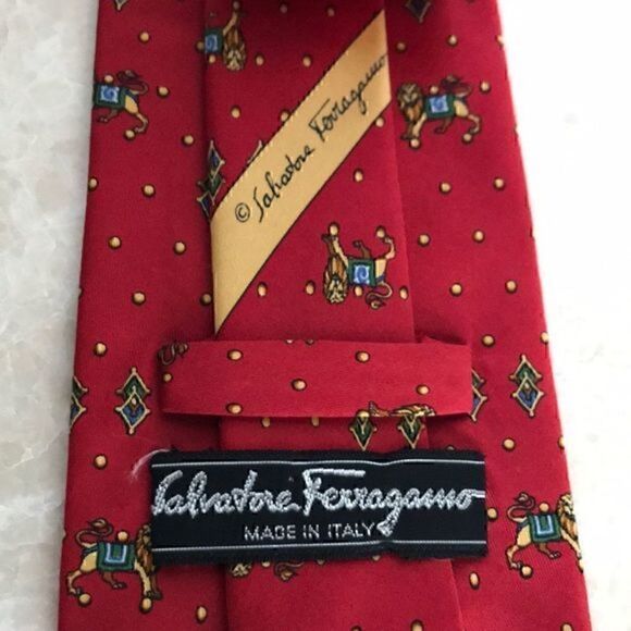 Salvatore Ferragamo Other - Salvatore FERRAGAMO‎ Made in Italy 🇮🇹 Men’s authentic silk tie
